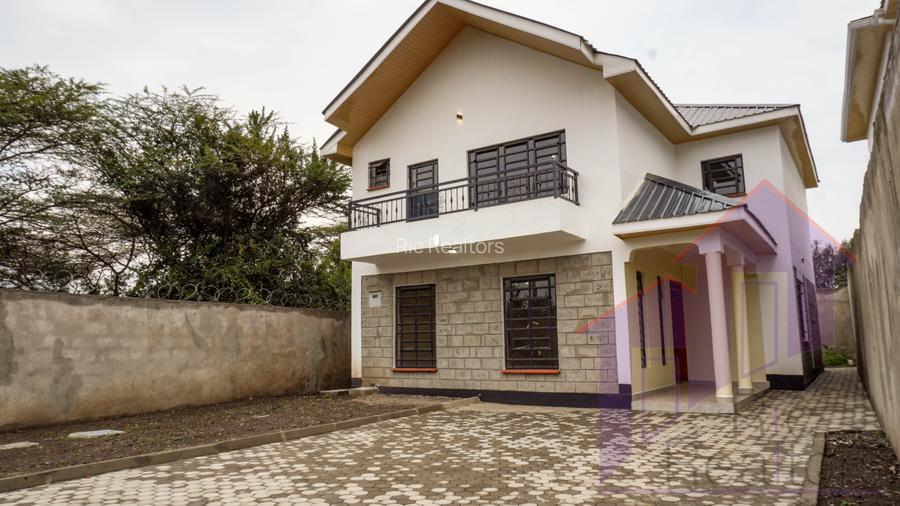 4 Bed Townhouse with En Suite at Merisho Road
