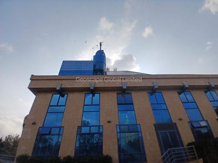 3,000 ft² Office with Parking in Upper Hill