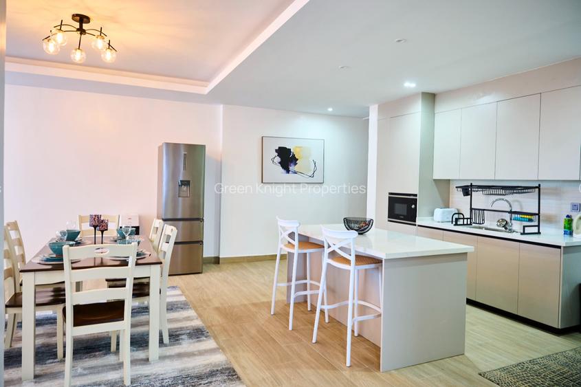 Serviced 3 Bed Apartment with En Suite in Riverside