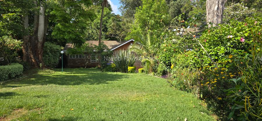 5 Bed House with En Suite at Kyuna Road