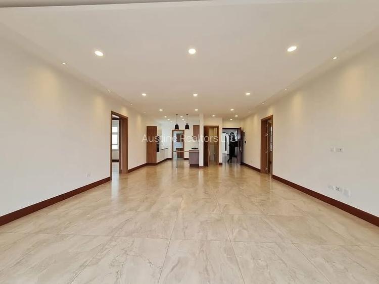 Serviced 3 Bed Apartment with En Suite in Parklands