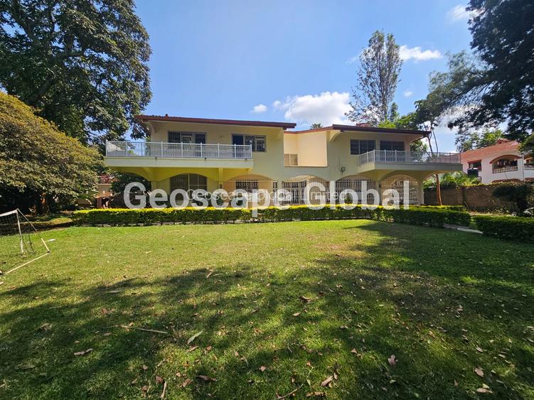 5 Bed House with En Suite in Nyari