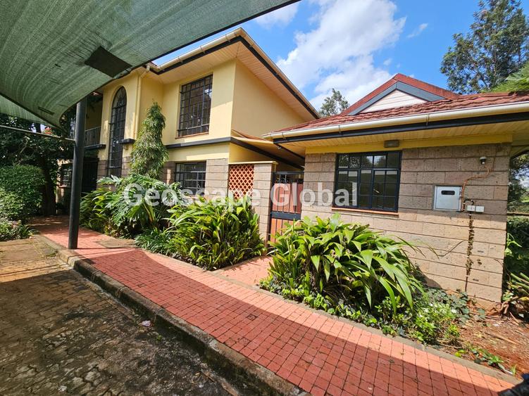 4 Bed House with En Suite in Runda 4 Bed House with En Suite in Runda