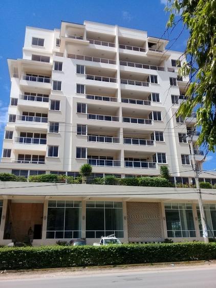 3 Bed Apartment with En Suite at Ar2084