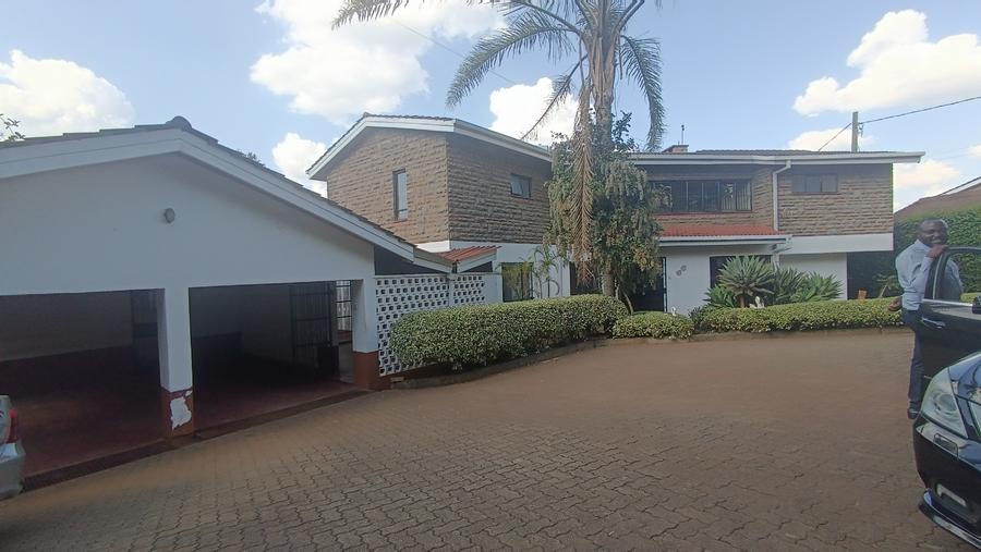 4 Bed House with En Suite at Off Unep Avenue