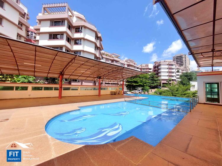 3 Bed Apartment with En Suite in Parklands