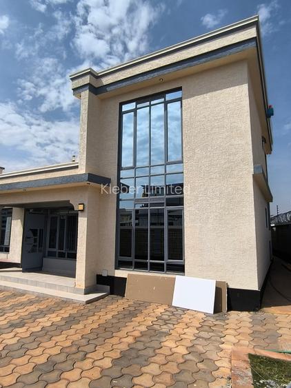 4 Bed House with En Suite in Ruiru