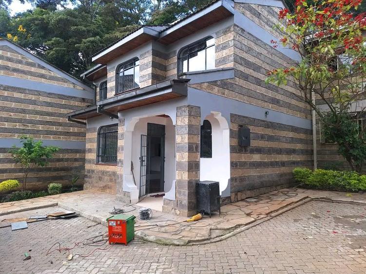 4 Bed Townhouse with En Suite in Lavington 4 Bed Townhouse with En Suite in Lavington