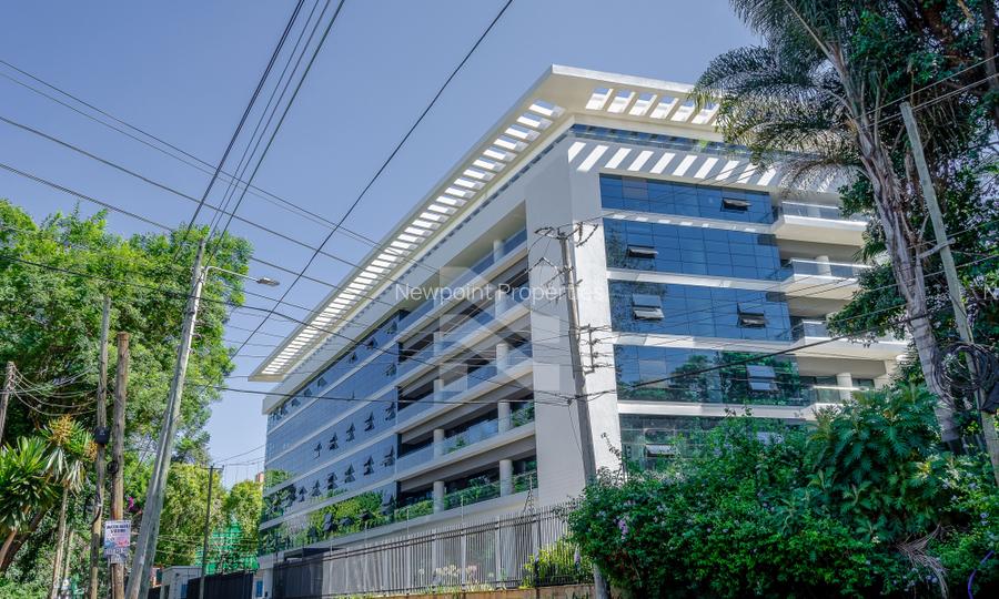 2,398 ft² Office with Backup Generator in Westlands Area