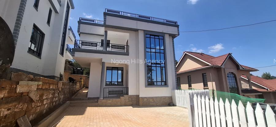 5 Bed Townhouse with En Suite in Ngong