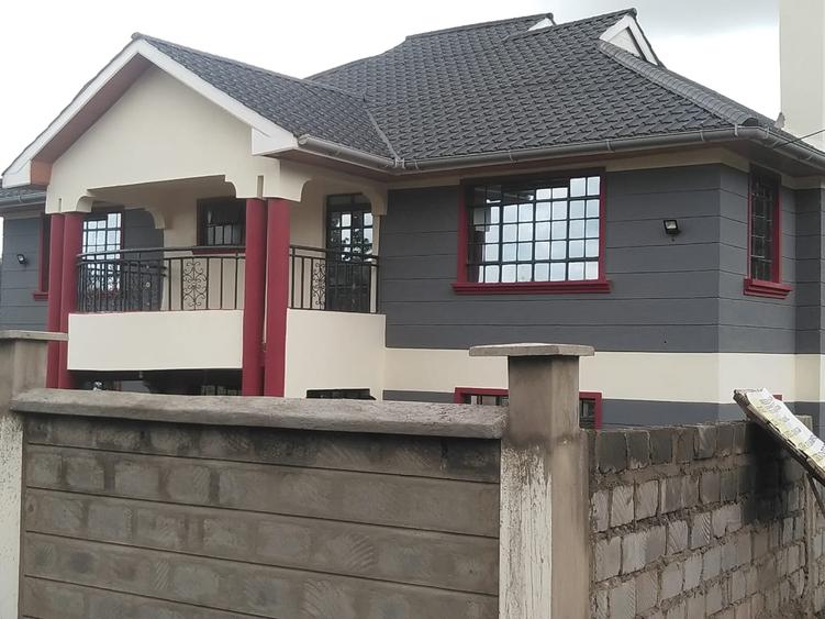 4 Bed House with En Suite in Ngong