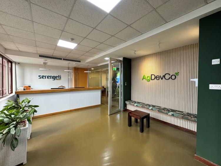 1,240 ft² Office with Backup Generator at Waiyak8I Way 1,240 ft² Office with Backup Generator at Waiyak8I Way