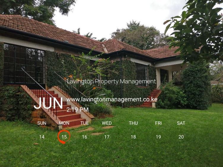 4 Bed House with En Suite at Lavington Green