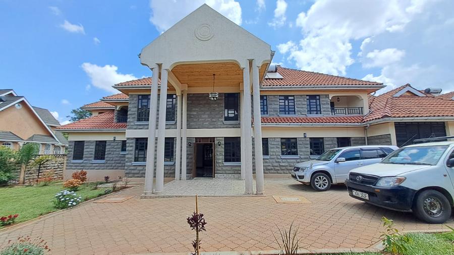 5 bed villa with en suite in kitisuru