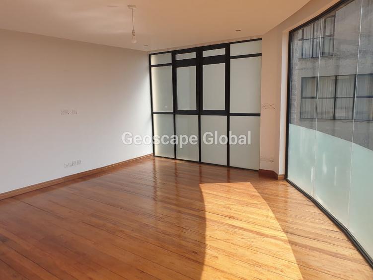 4 Bed House with En Suite in Westlands Area 4 Bed House with En Suite in Westlands Area