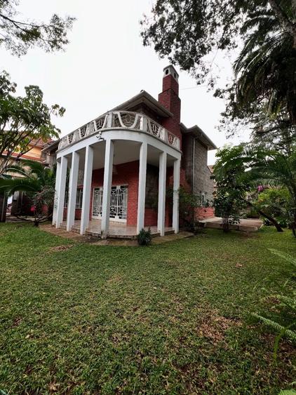 4 Bed Townhouse with En Suite in Lavington 4 Bed Townhouse with En Suite in Lavington