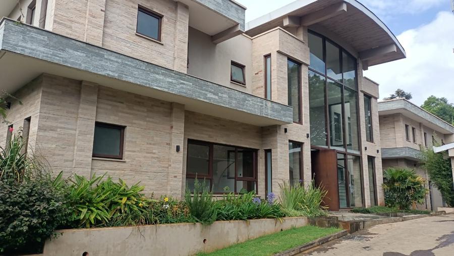 5 Bed Townhouse with En Suite in Lower Kabete