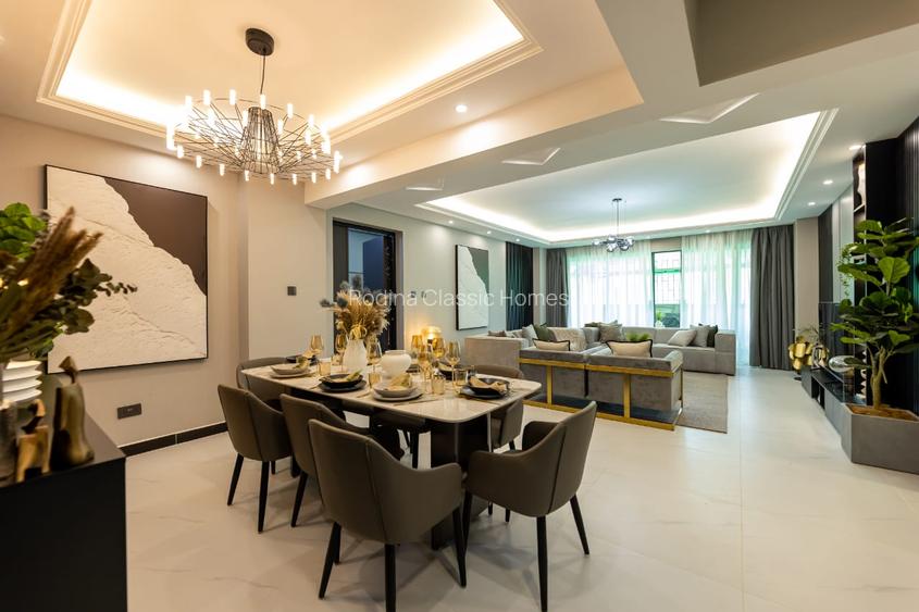 4 Bed Apartment with En Suite at Othaya Road