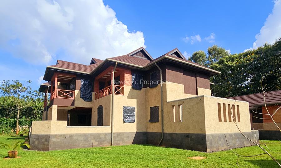 4 Bed House with En Suite in Runda