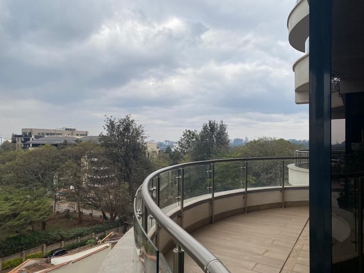 2 Bed Apartment with En Suite in Westlands Area