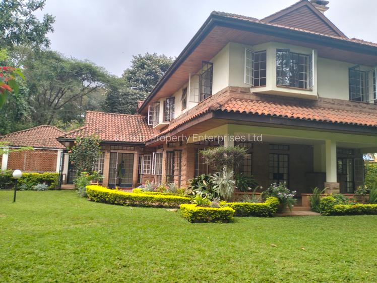 5 Bed Townhouse with En Suite in Rosslyn