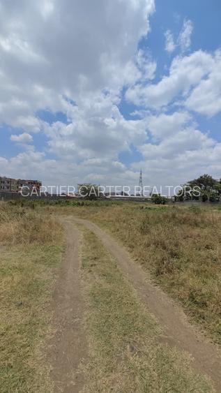 2 ac Commercial Property with Parking in Komarock