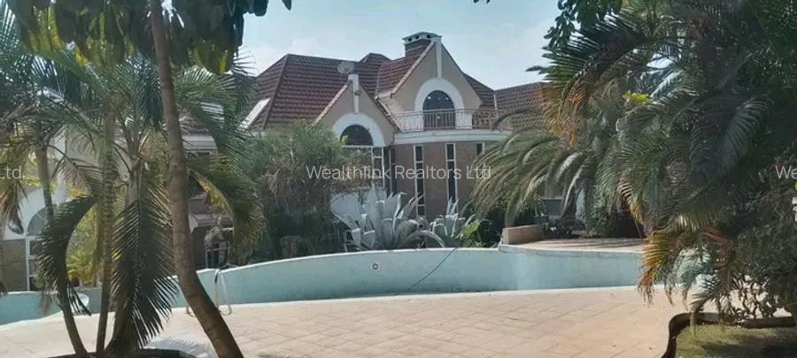 7 Bed Villa with En Suite in Muthaiga