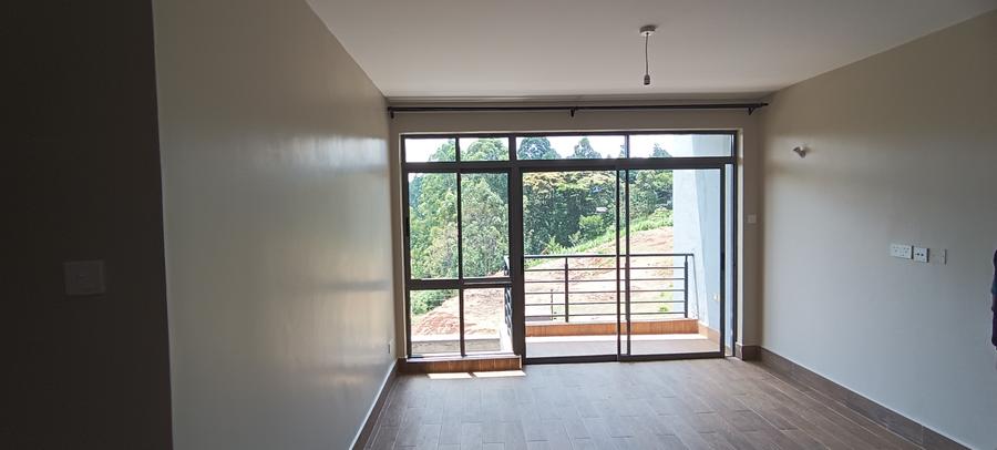 2 Bed Apartment with En Suite in Kitisuru