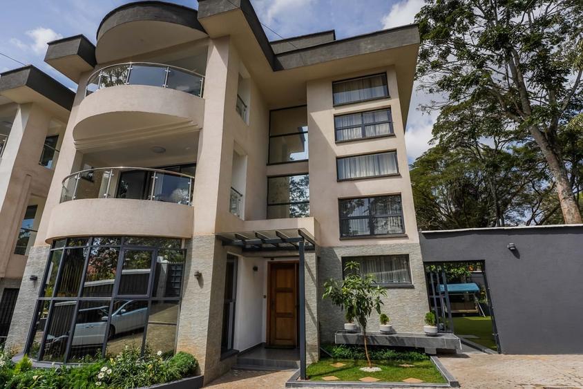 5 Bed Villa with En Suite in Lavington