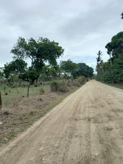 3 ac Residential Land in Kikambala