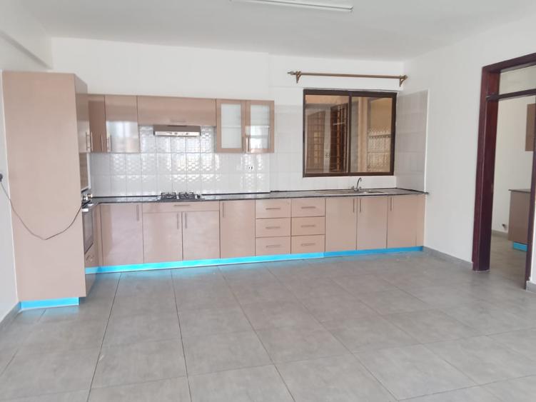 2 Bed Apartment with En Suite in Parklands