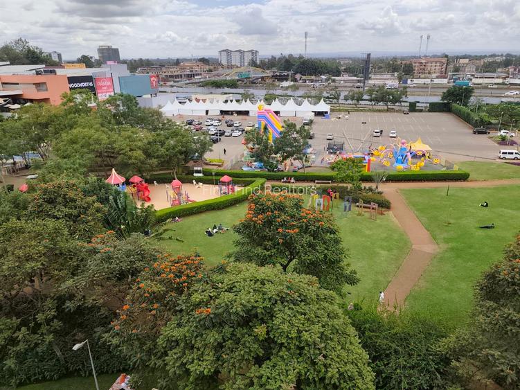 Furnished 2 Bed Apartment with En Suite in Garden Estate