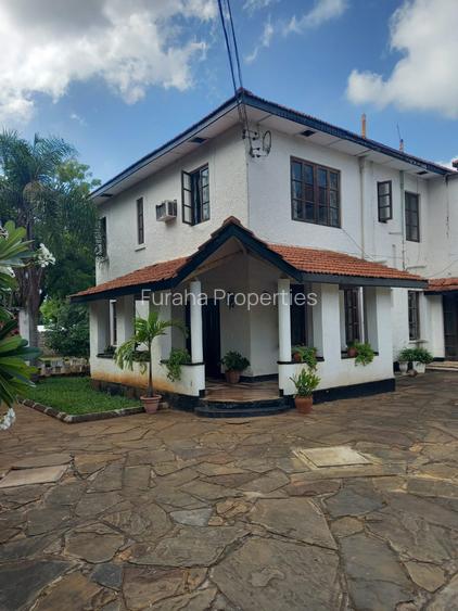 5 Bed House with En Suite in Nyali Area