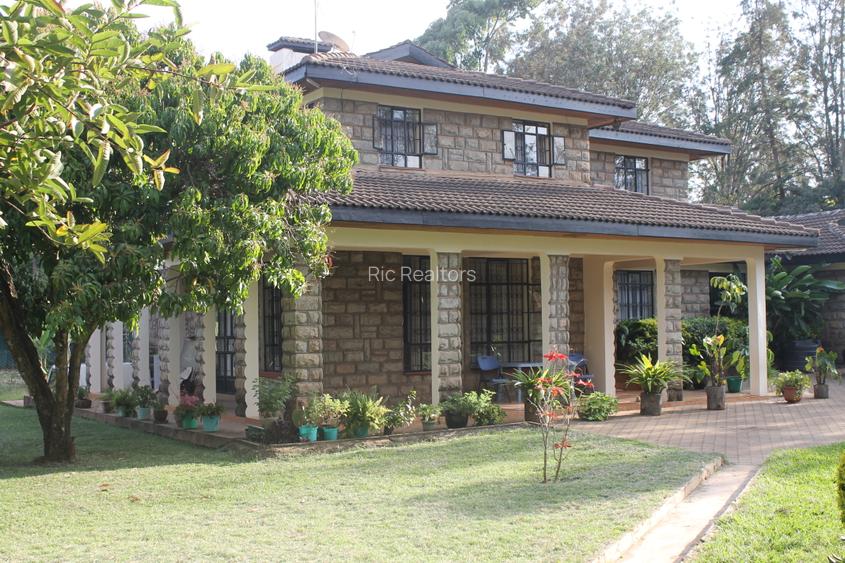 6 Bed House with En Suite in Karen Hardy