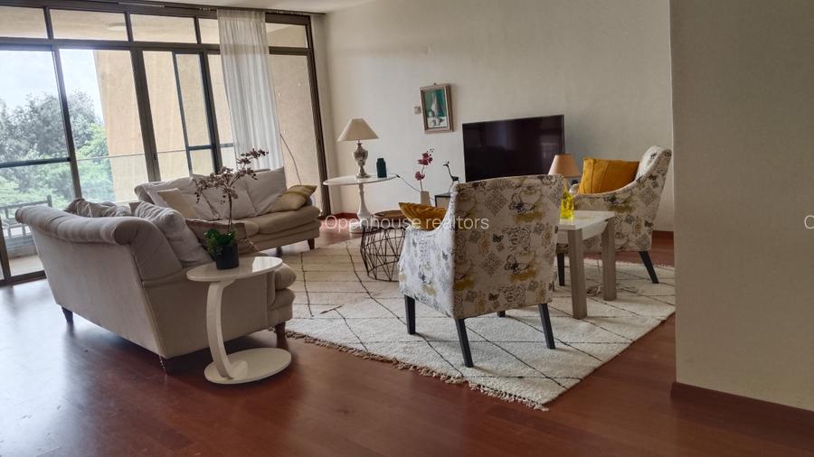 Serviced 3 Bed Apartment with En Suite at 6Th Parklands