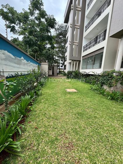 2 Bed Apartment with En Suite at Lavington Green