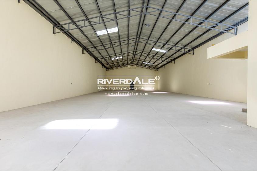 5,000 ft² Warehouse with Electric Fence in Athi River