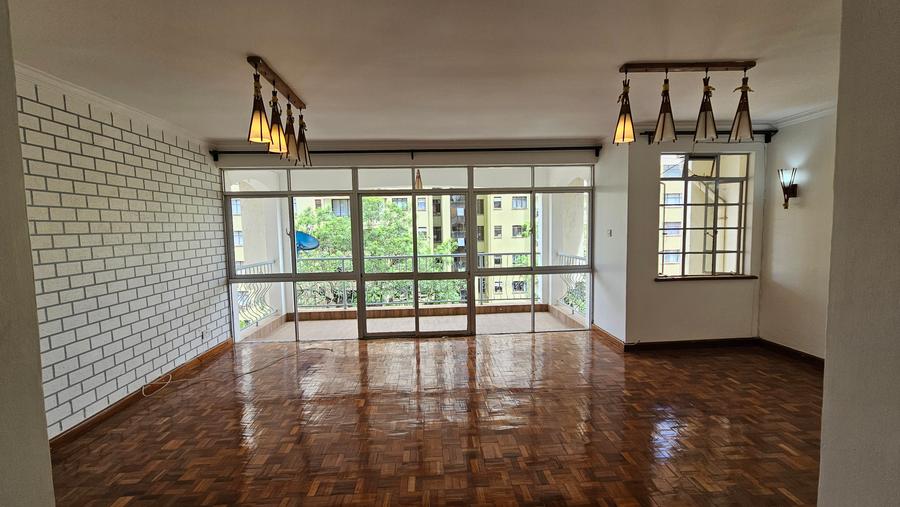 3 Bed Apartment with En Suite in Kilimani