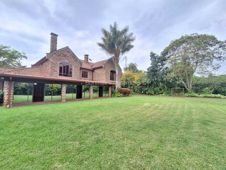 5 Bed Villa with En Suite at Pepo Lane.