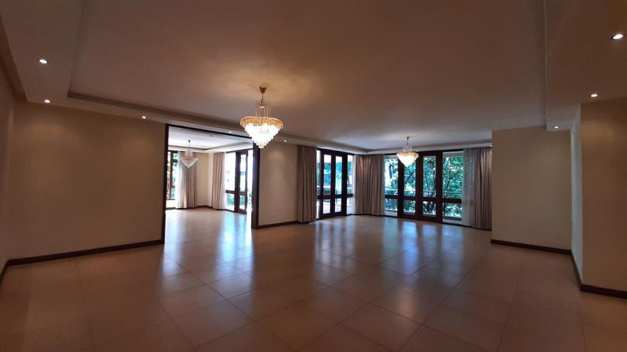 4 Bed Apartment with En Suite in Riverside 4 Bed Apartment with En Suite in Riverside