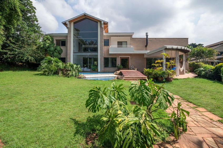 5 Bed House with En Suite at Magnolia Hill Lakeside