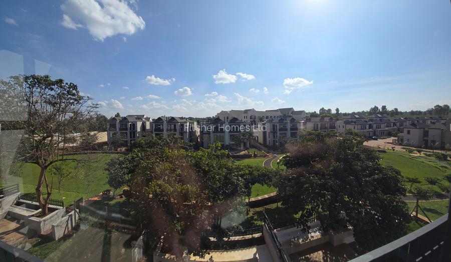 4 Bed House with En Suite in Runda