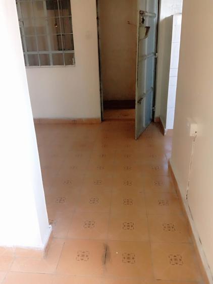 1 Bed Apartment with Borehole in South B 1 Bed Apartment with Borehole in South B