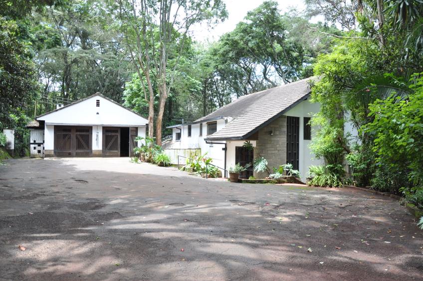 4 Bed House with En Suite at Muthaiga Road