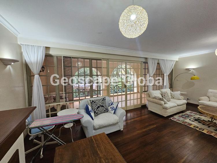 Furnished 3 Bed Apartment with En Suite in Riverside