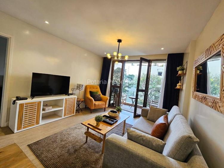 Furnished 1 Bed Apartment with En Suite in Riverside