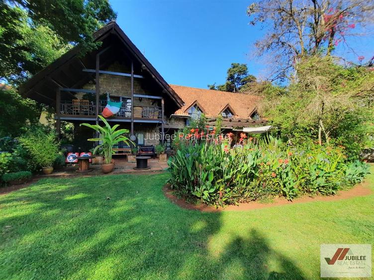 3 Bed House with En Suite in Nyari