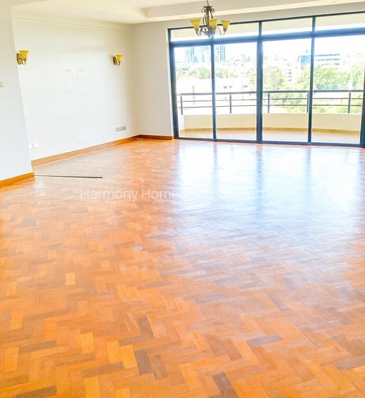 4 Bed Apartment with En Suite at Riverside