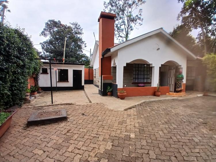 2 Bed House with En Suite in Runda 2 Bed House with En Suite in Runda