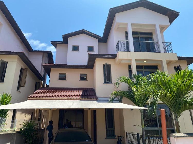 5 Bed Townhouse with En Suite at Nyali